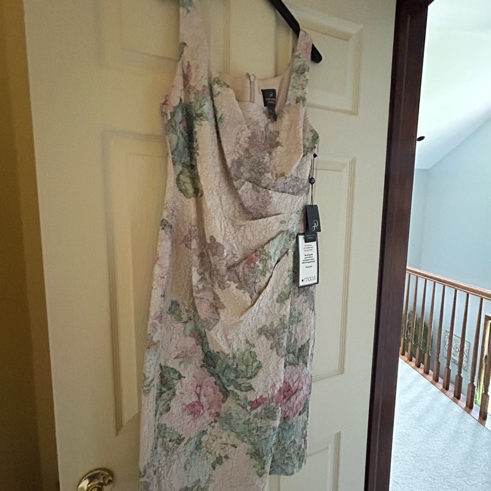 Adrianna Pappel dress, size 10. New with tags. Beautiful figure flattering fit.